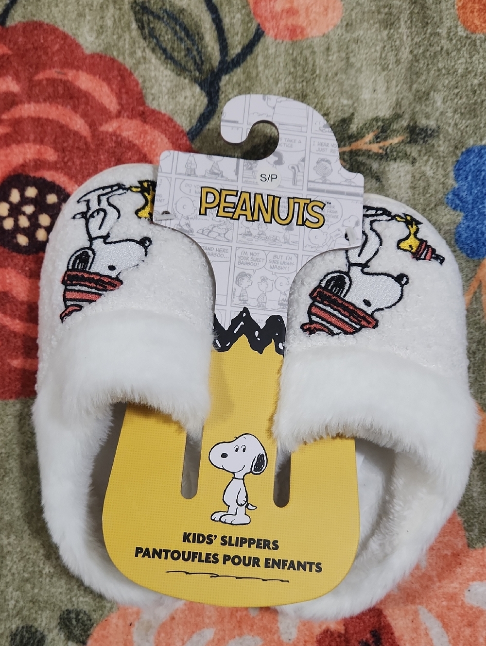 Peanuts Kids Aged 7/8 White Snoopy & Woodstock Plush Slip-On Slippers